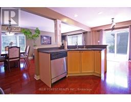 682 HEDGEROW PLACE - 13