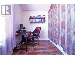 682 HEDGEROW PLACE - 20