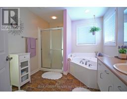 682 HEDGEROW PLACE - 23