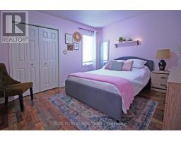 682 HEDGEROW PLACE - 25