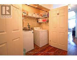 682 HEDGEROW PLACE - 27