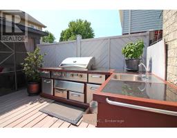 682 HEDGEROW PLACE - 34