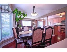 682 HEDGEROW PLACE - 6