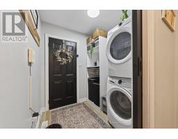 292 THORNE DRIVE - 12