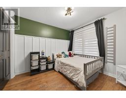 292 THORNE DRIVE - 13