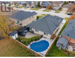 292 THORNE DRIVE - 45