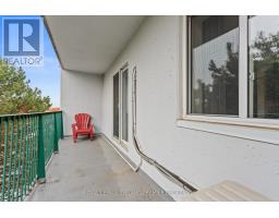 406 - 986 HURON STREET - 17