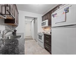 406 - 986 HURON STREET - 4