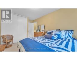 71 - 1921 FATHER DALTON AVENUE - 16