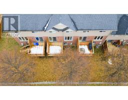 71 - 1921 FATHER DALTON AVENUE - 27