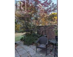 62 - 1385 COMMISSIONERS ROAD W - 33