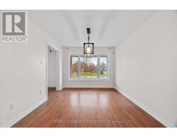 21 VILLAGE GATE CRESCENT - 10