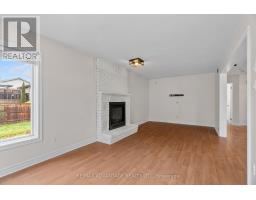 21 VILLAGE GATE CRESCENT - 17