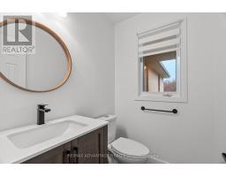 21 VILLAGE GATE CRESCENT - 18