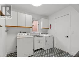 21 VILLAGE GATE CRESCENT - 19