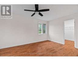 21 VILLAGE GATE CRESCENT - 24