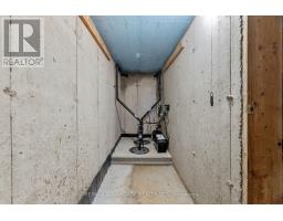 21 VILLAGE GATE CRESCENT - 39