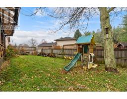 21 VILLAGE GATE CRESCENT - 45