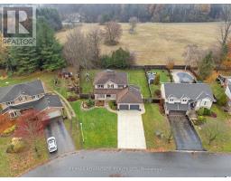 21 VILLAGE GATE CRESCENT - 48