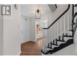 21 VILLAGE GATE CRESCENT - 7