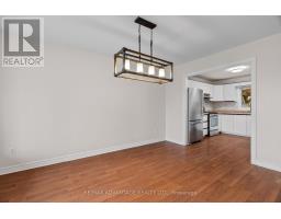 21 VILLAGE GATE CRESCENT - 8