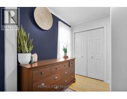 4 SINCLAIR AVENUE - 24