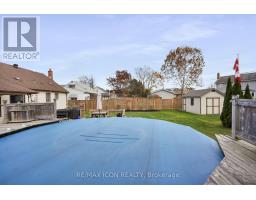 4 SINCLAIR AVENUE - 41