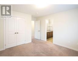 2503 LEEDS CROSSING - 33