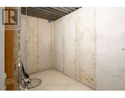 2503 LEEDS CROSSING - 46