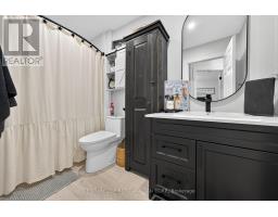 37 TENNYSON STREET - 14