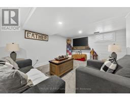 37 TENNYSON STREET - 18