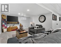 37 TENNYSON STREET - 19