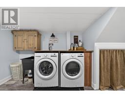 37 TENNYSON STREET - 23