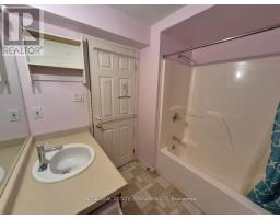 7 - 145 NORTH CENTRE ROAD - 15