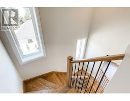 418 OLD WONDERLAND ROAD - 16