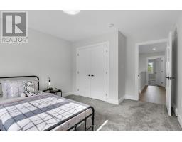 418 OLD WONDERLAND ROAD - 23