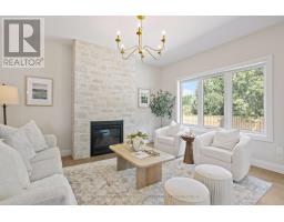 29 SPRUCE CRESCENT - 13