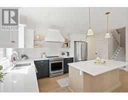 29 SPRUCE CRESCENT - 6