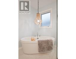 184 EMERY STREET - 25