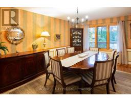 922 COUNTRY CLUB CRESCENT - 18