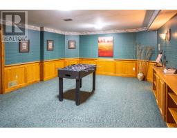 922 COUNTRY CLUB CRESCENT - 41