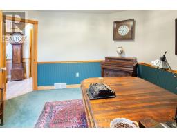 922 COUNTRY CLUB CRESCENT - 8