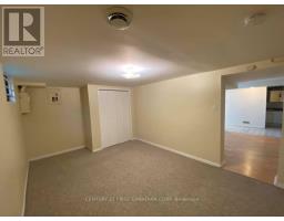 551 ADELAIDE STREET N - 18