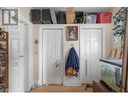 551 ADELAIDE STREET N - 23