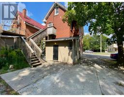 551 ADELAIDE STREET N - 41