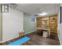 10 - 152 ALBERT STREET - 32