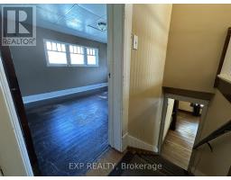 15 ST ANNE S PLACE - 16