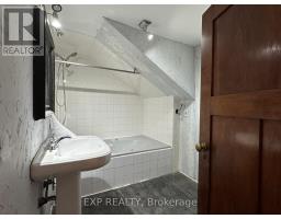 15 ST ANNE S PLACE - 19