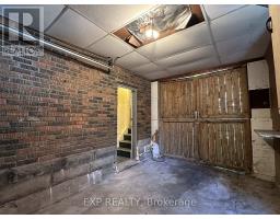 15 ST ANNE S PLACE - 28