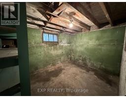 15 ST ANNE S PLACE - 32